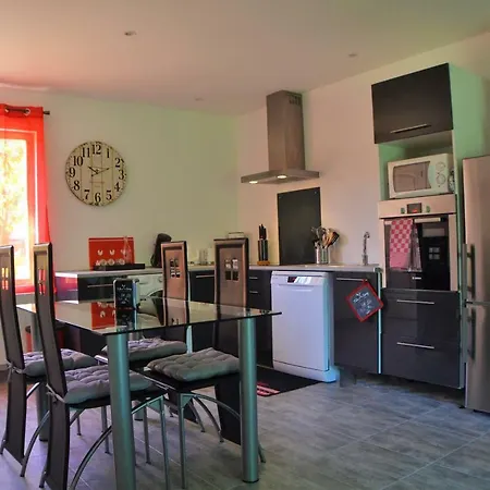 Sur La Route De Champ Colin Holiday home Saint-Denis-les-Rebais